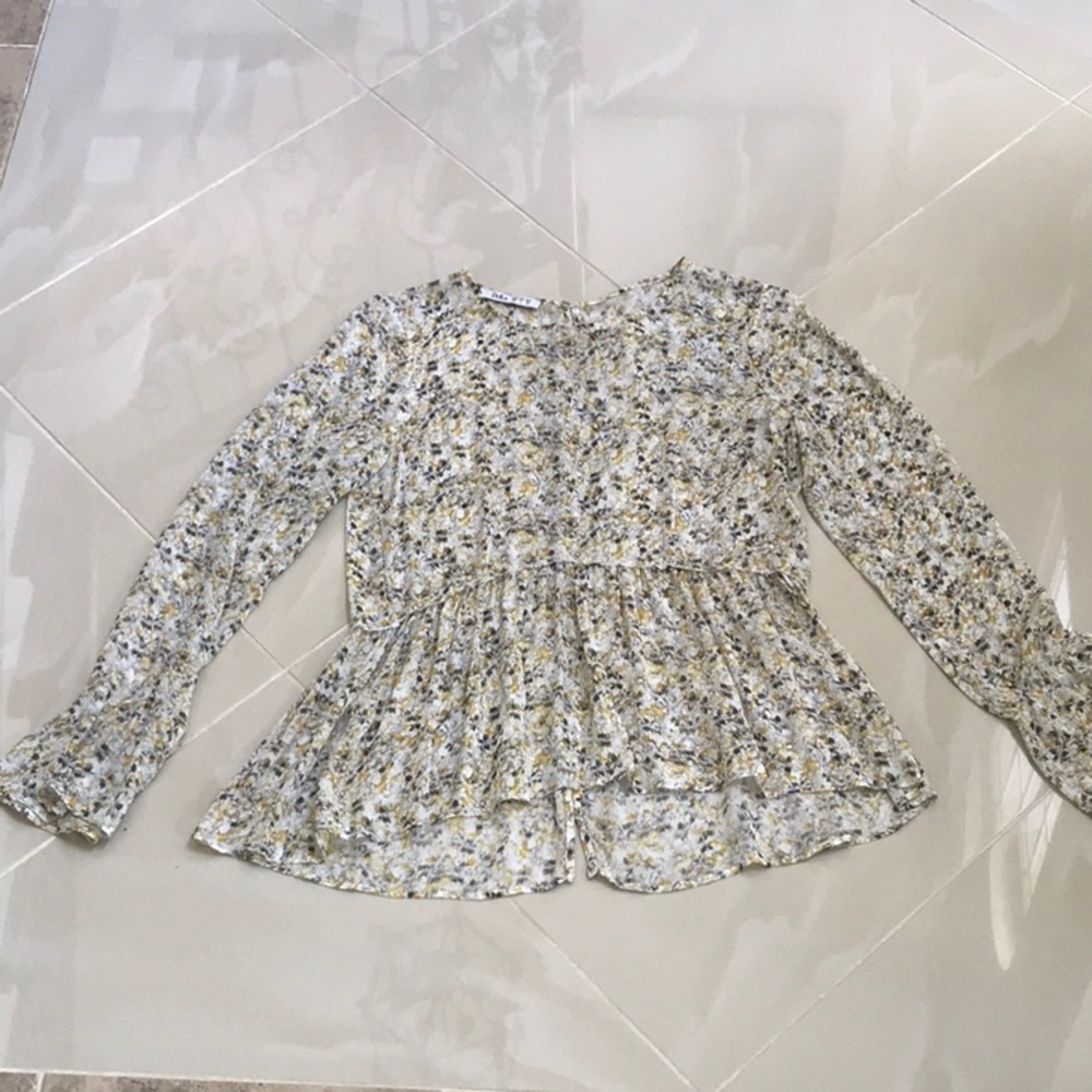 Blouse.